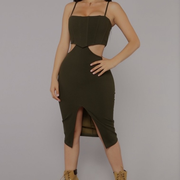 Dress - Picture 2 of 2